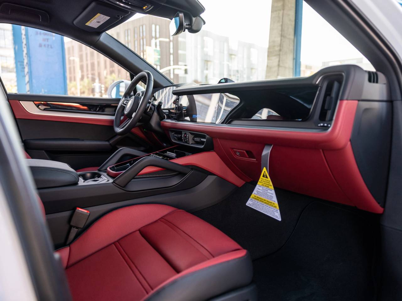 2026 Porsche Cayenne Cayenne Coupe