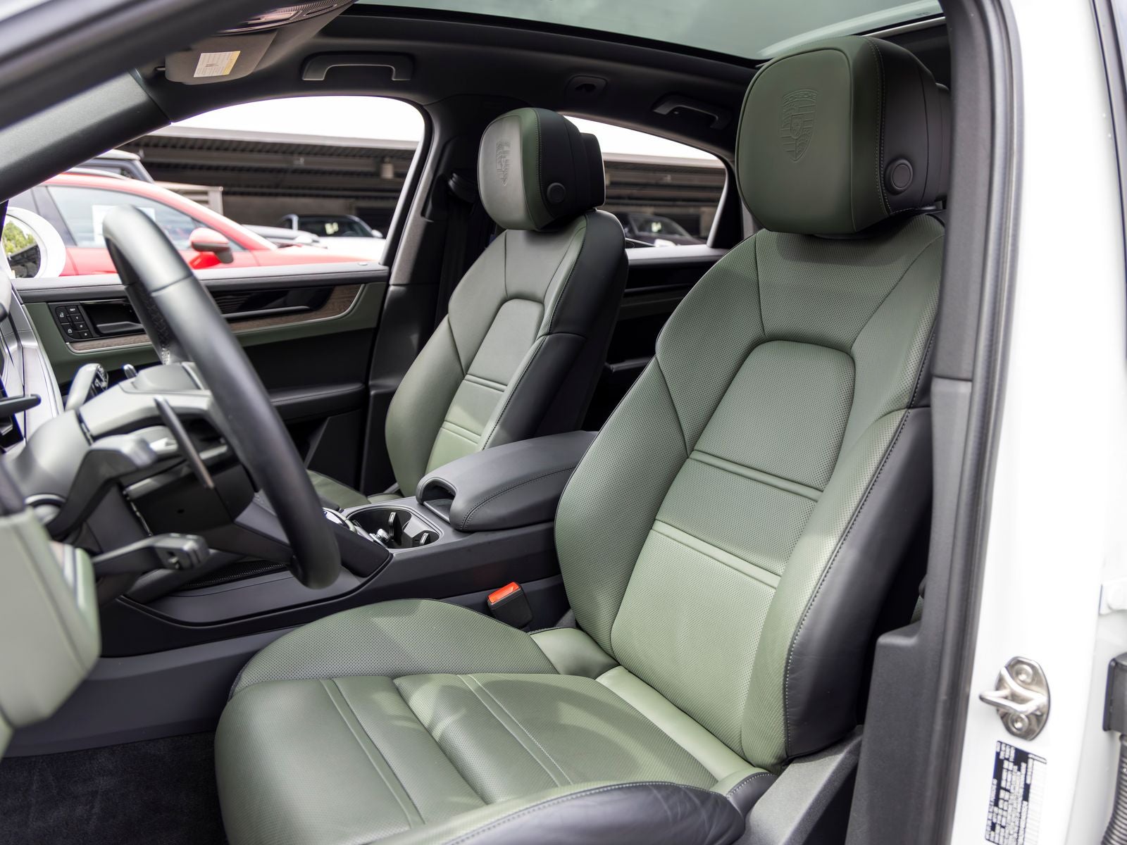 2024 Porsche Cayenne Coupe