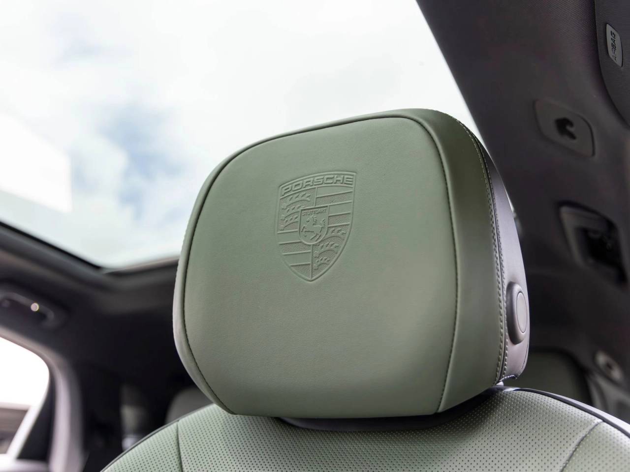 2024 Porsche Cayenne Coupe