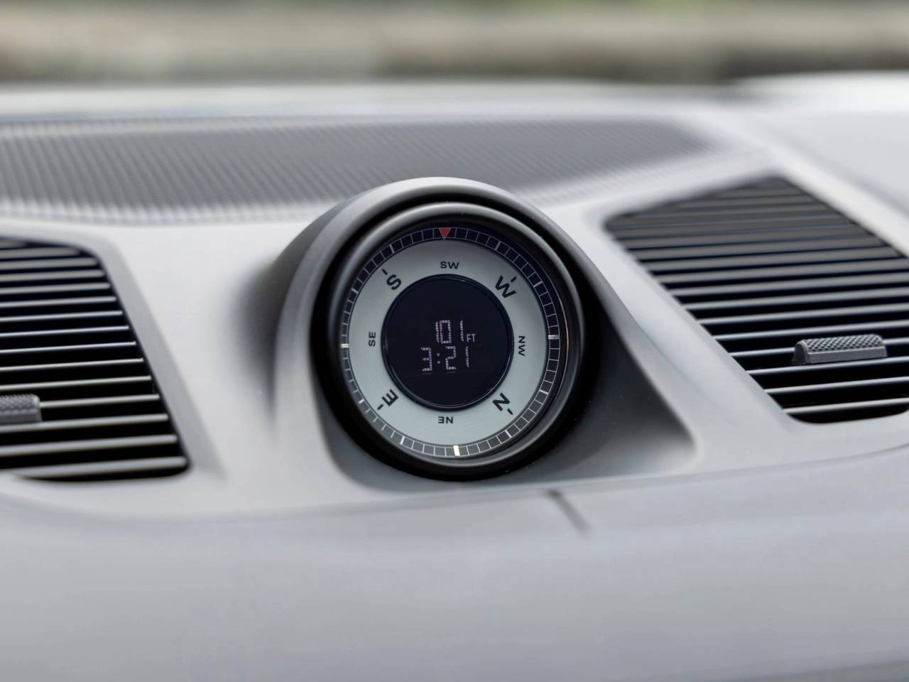 2024 Porsche Cayenne Coupe