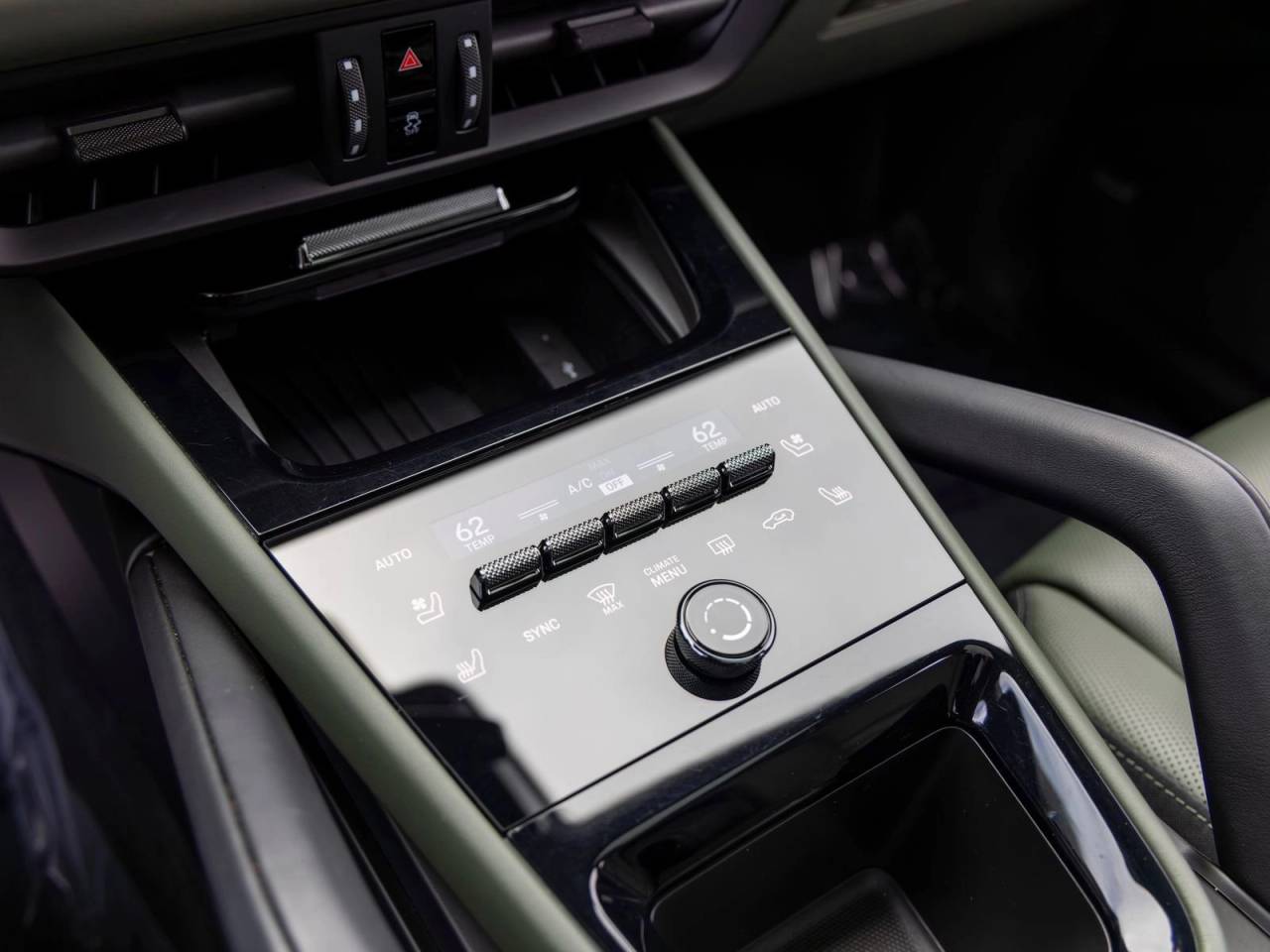 2024 Porsche Cayenne Coupe