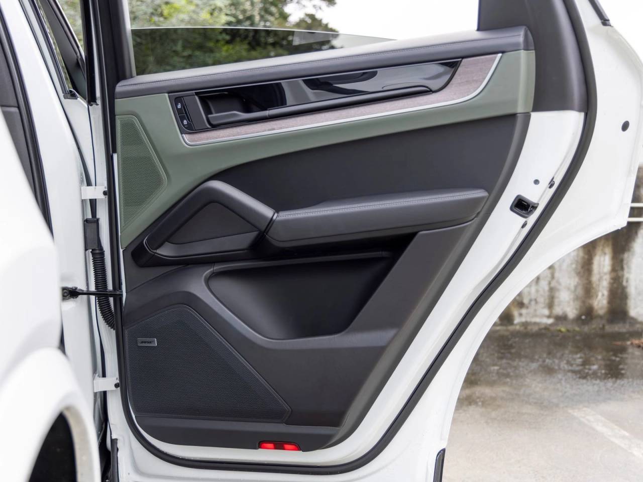 2024 Porsche Cayenne Coupe