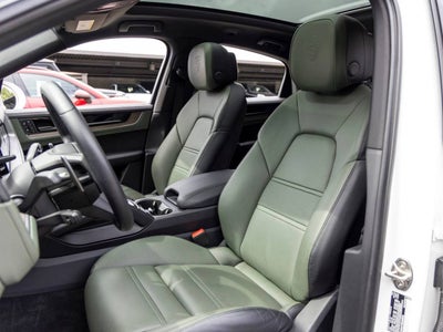 2024 Porsche Cayenne Coupe