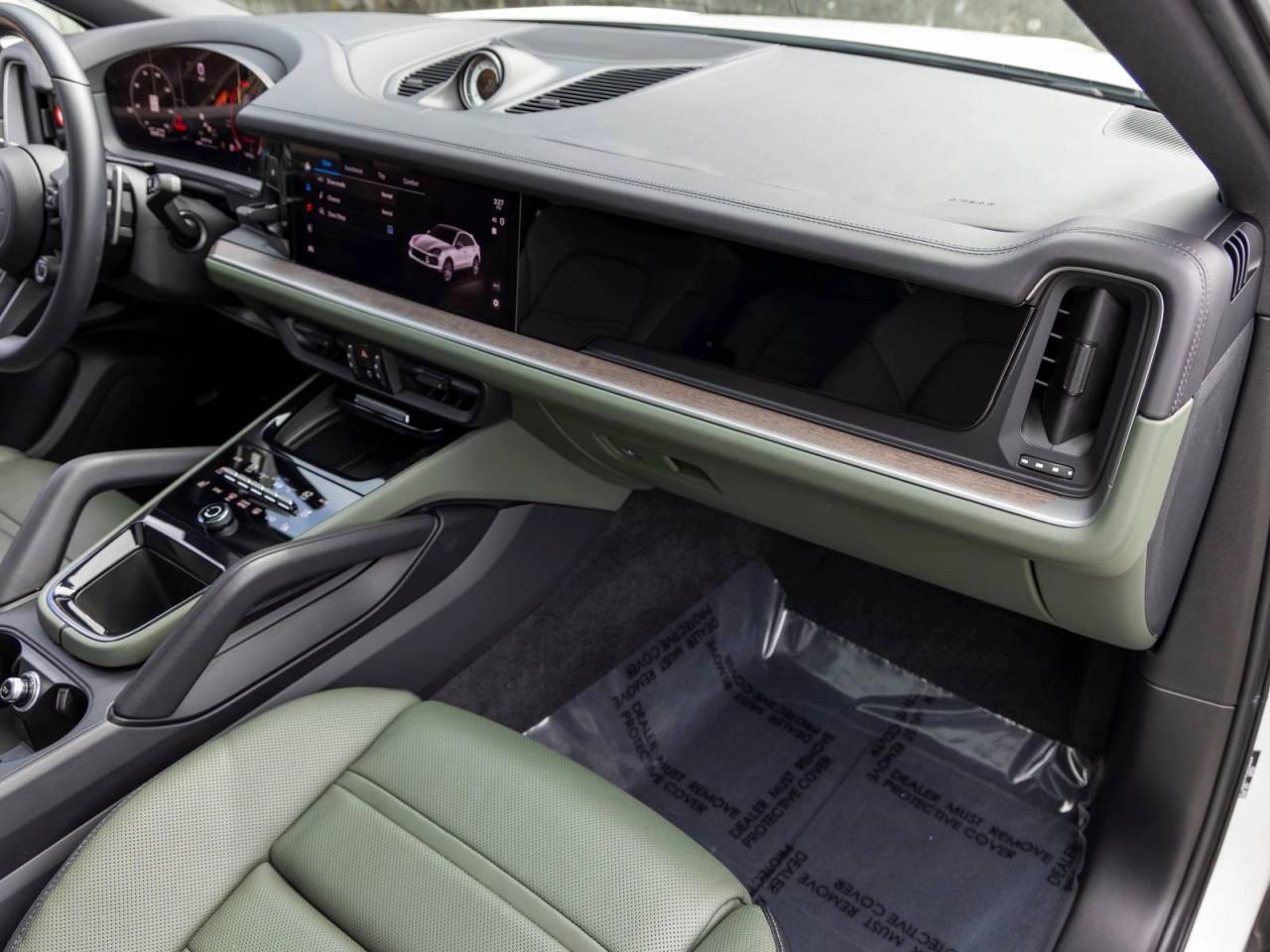 2024 Porsche Cayenne Coupe