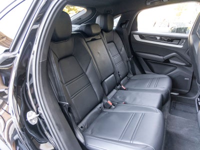 2024 Porsche Cayenne Cayenne Coupe