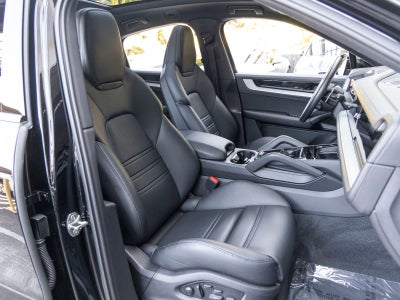 2024 Porsche Cayenne Cayenne Coupe