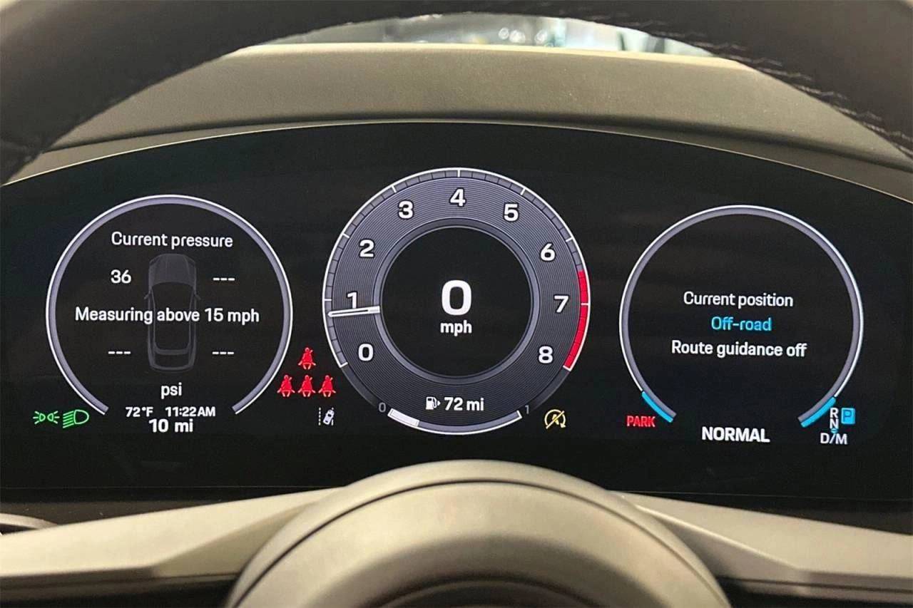2025 Porsche Cayenne Coupe