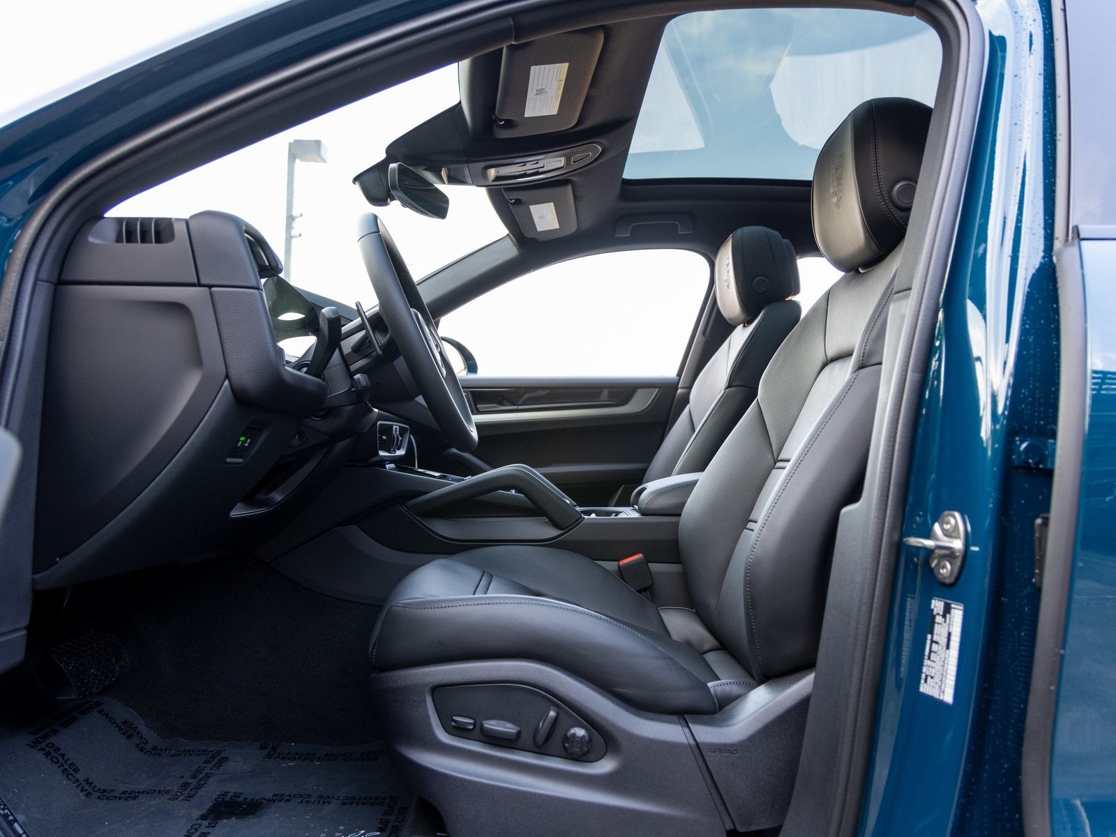 2026 Porsche Cayenne Coupe Base