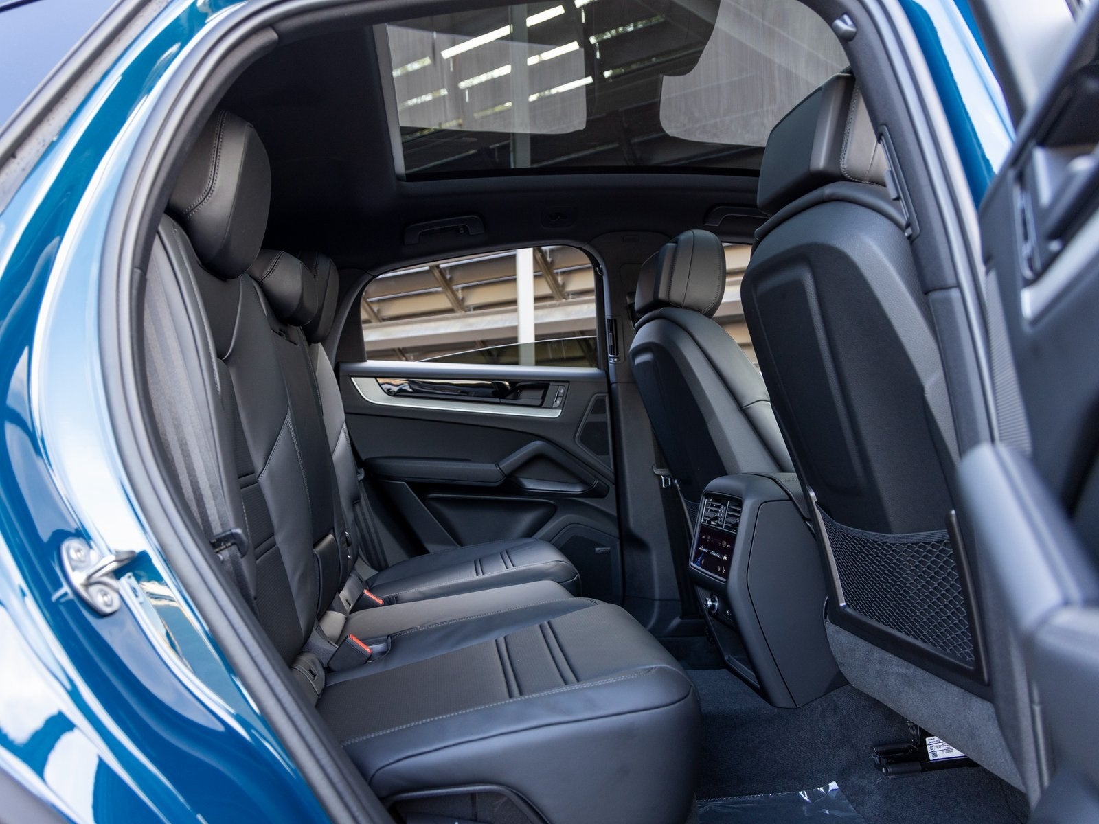 2026 Porsche Cayenne Coupe Base