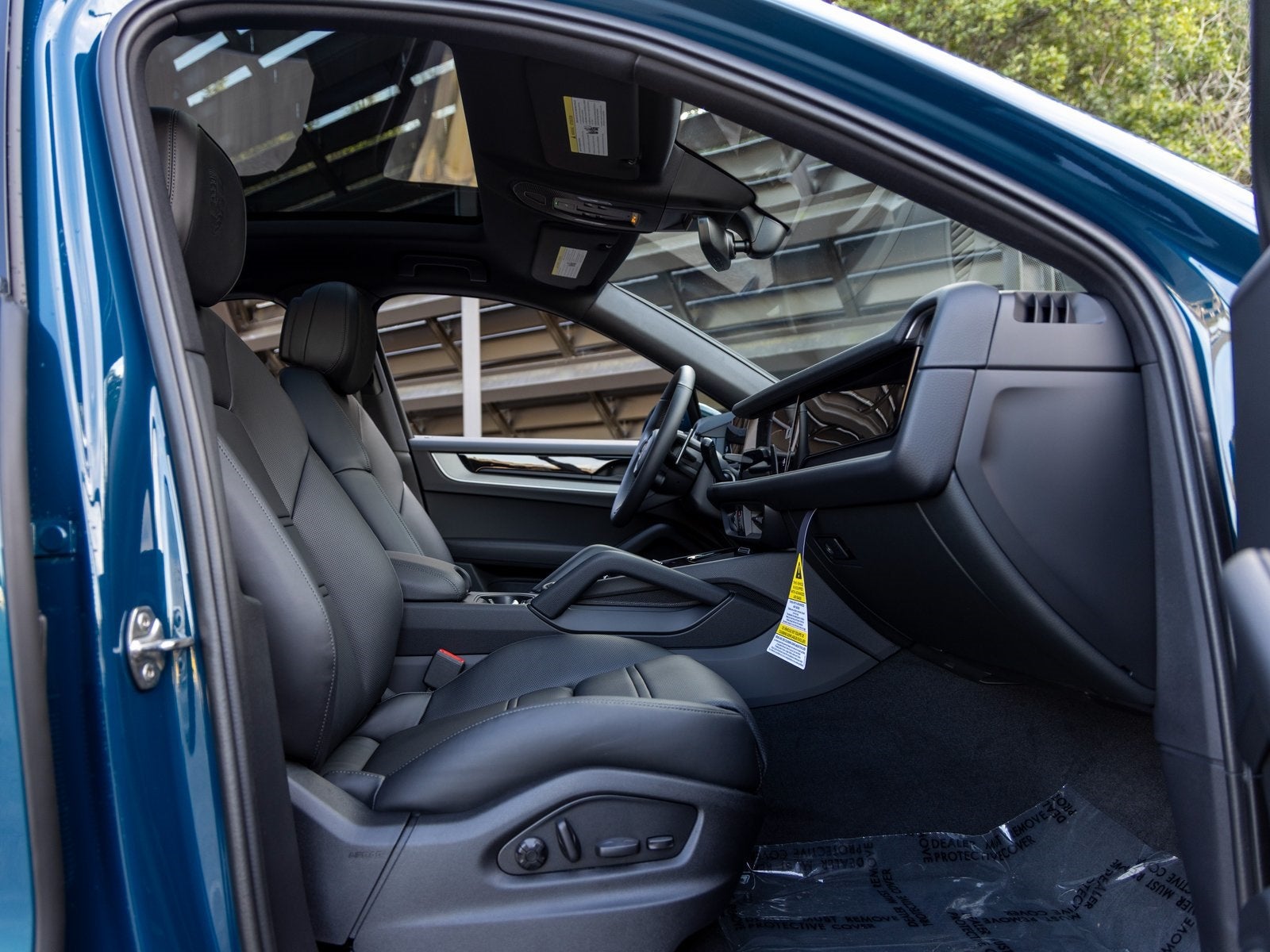 2026 Porsche Cayenne Coupe Base