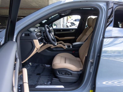 2026 Porsche Cayenne Coupe Base