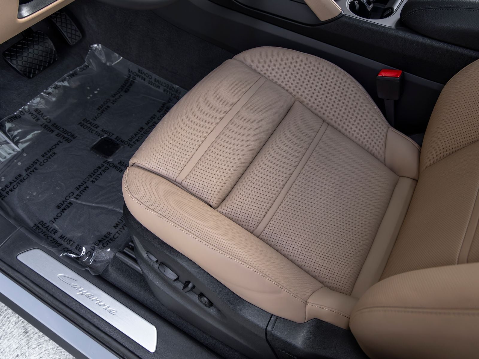2026 Porsche Cayenne Coupe Base