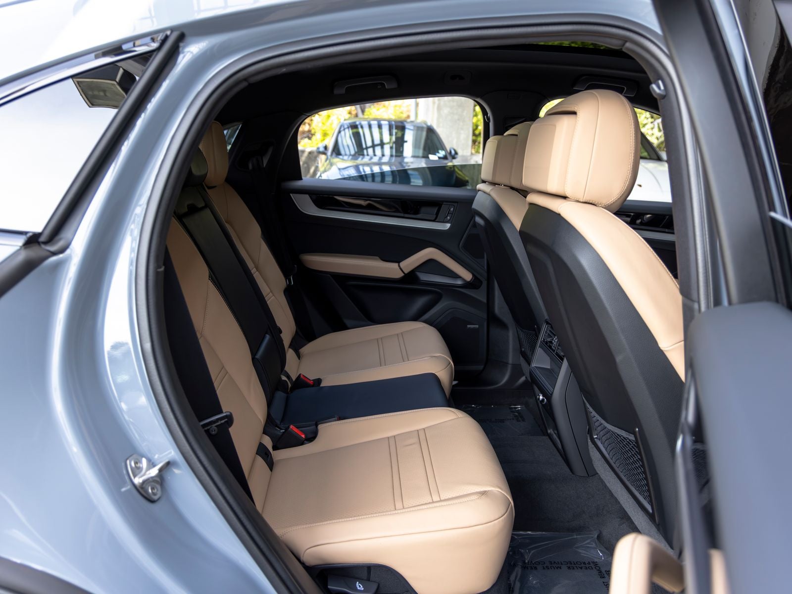 2026 Porsche Cayenne Coupe Base