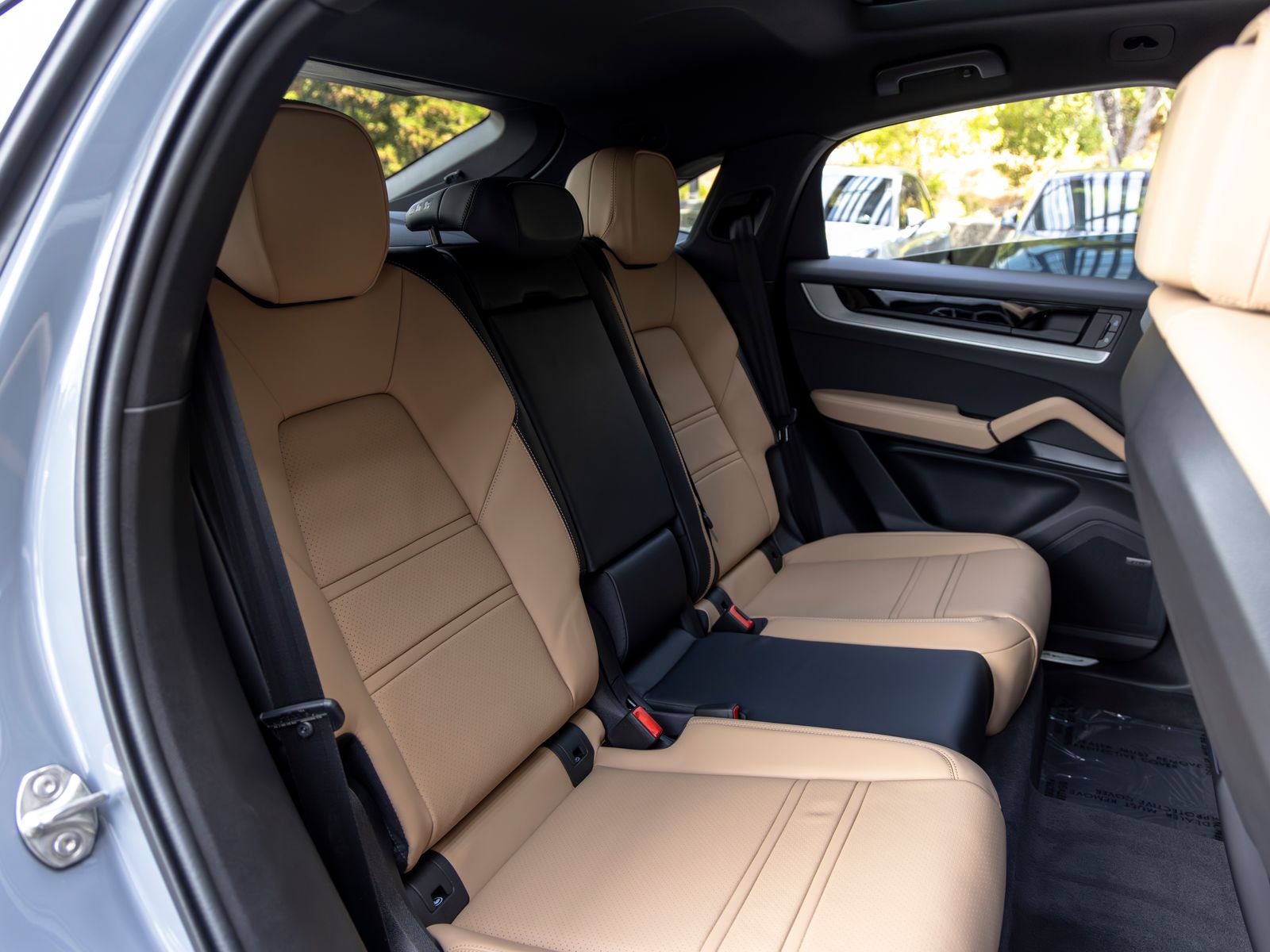 2026 Porsche Cayenne Coupe Base
