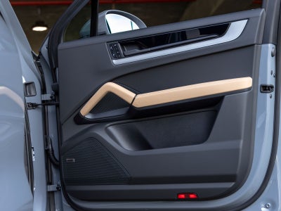 2026 Porsche Cayenne Coupe Base