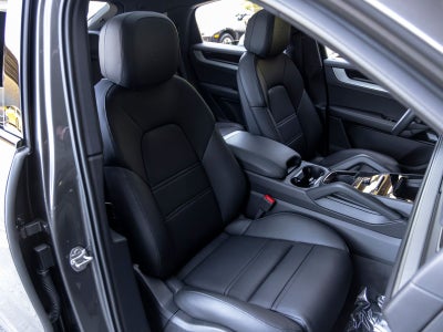 2026 Porsche Cayenne Cayenne Coupe