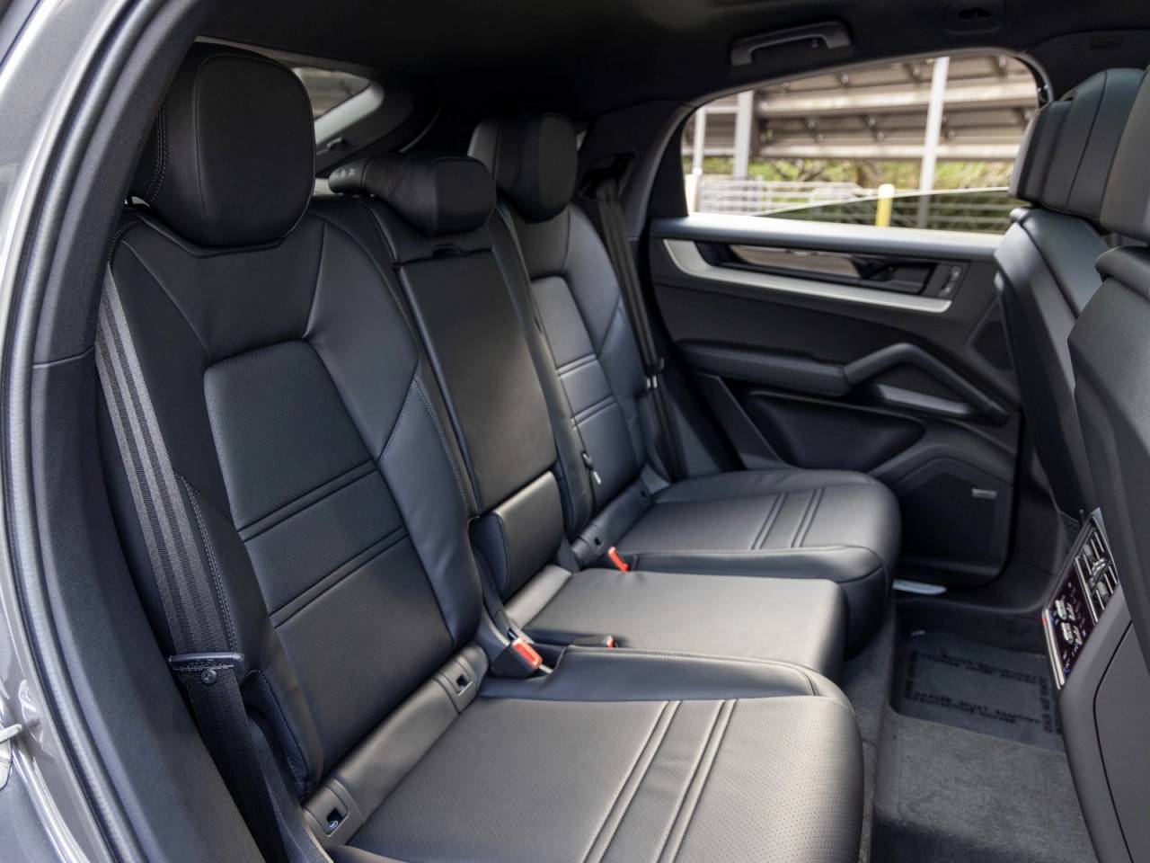 2026 Porsche Cayenne Cayenne Coupe