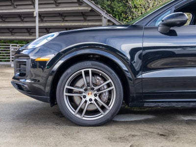 2023 Porsche Cayenne Cayenne Coupe Platinum Edition