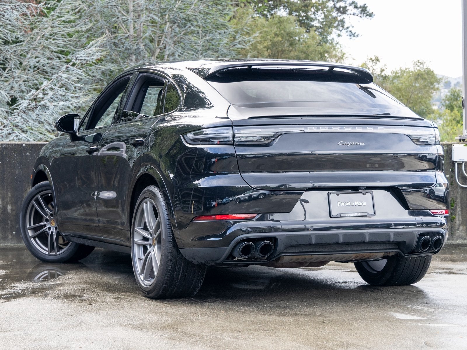 2023 Porsche Cayenne Cayenne Coupe Platinum Edition