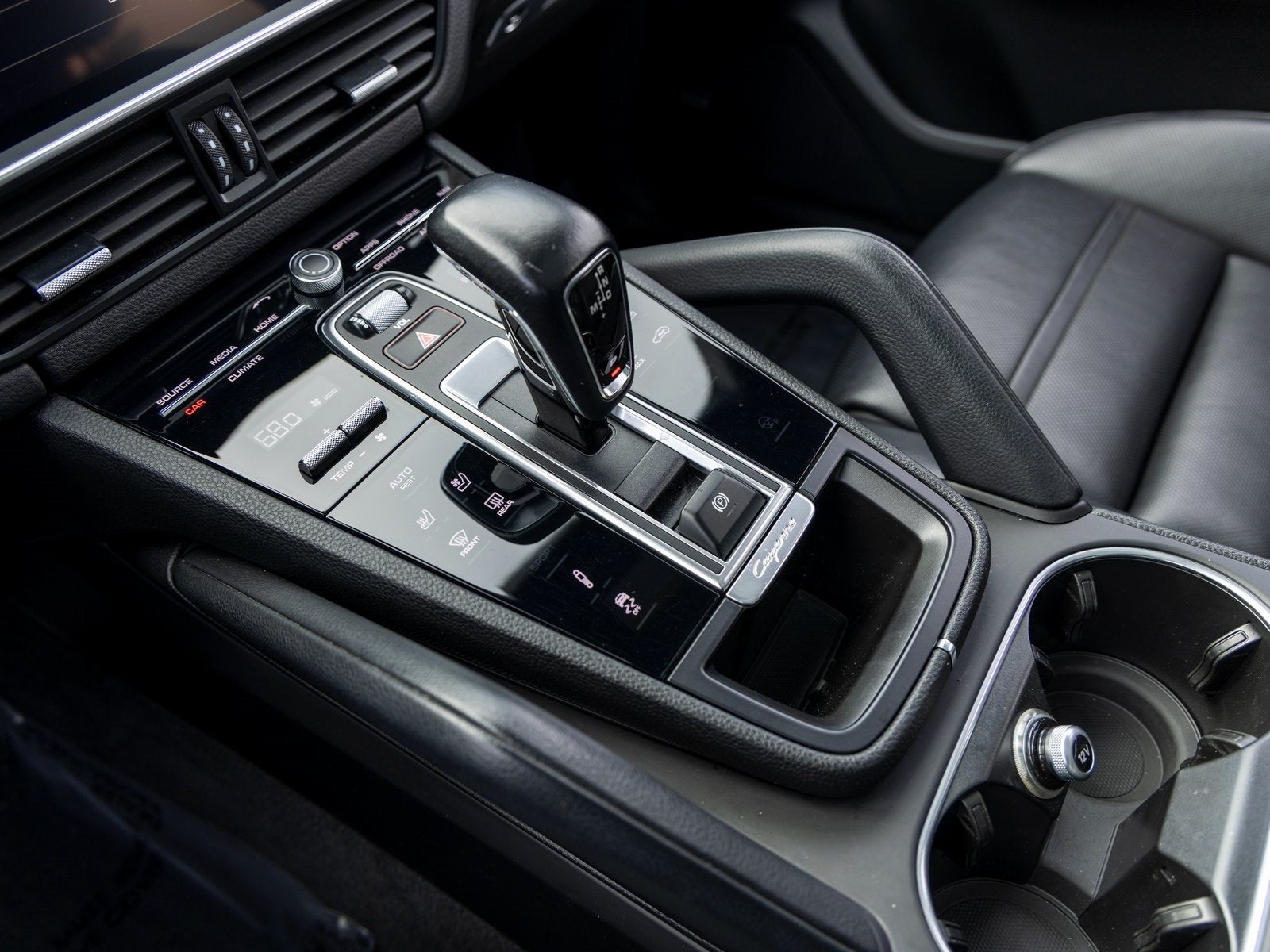 2023 Porsche Cayenne Cayenne Coupe Platinum Edition