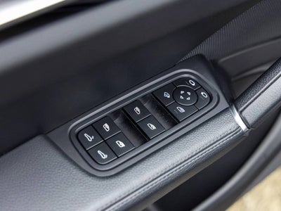 2023 Porsche Cayenne Cayenne Coupe Platinum Edition