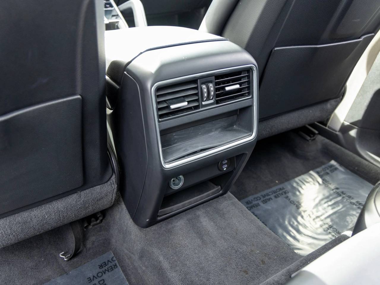 2023 Porsche Cayenne Cayenne Coupe Platinum Edition