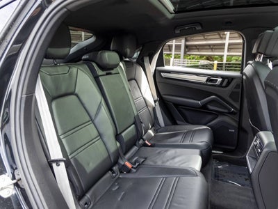 2023 Porsche Cayenne Cayenne Coupe Platinum Edition