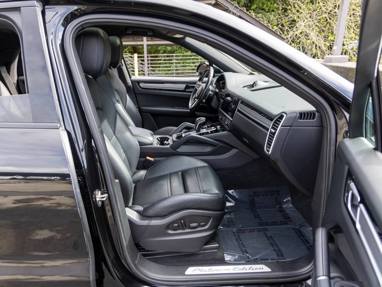 2023 Porsche Cayenne Cayenne Coupe Platinum Edition