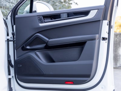 2025 Porsche Cayenne Cayenne Coupe