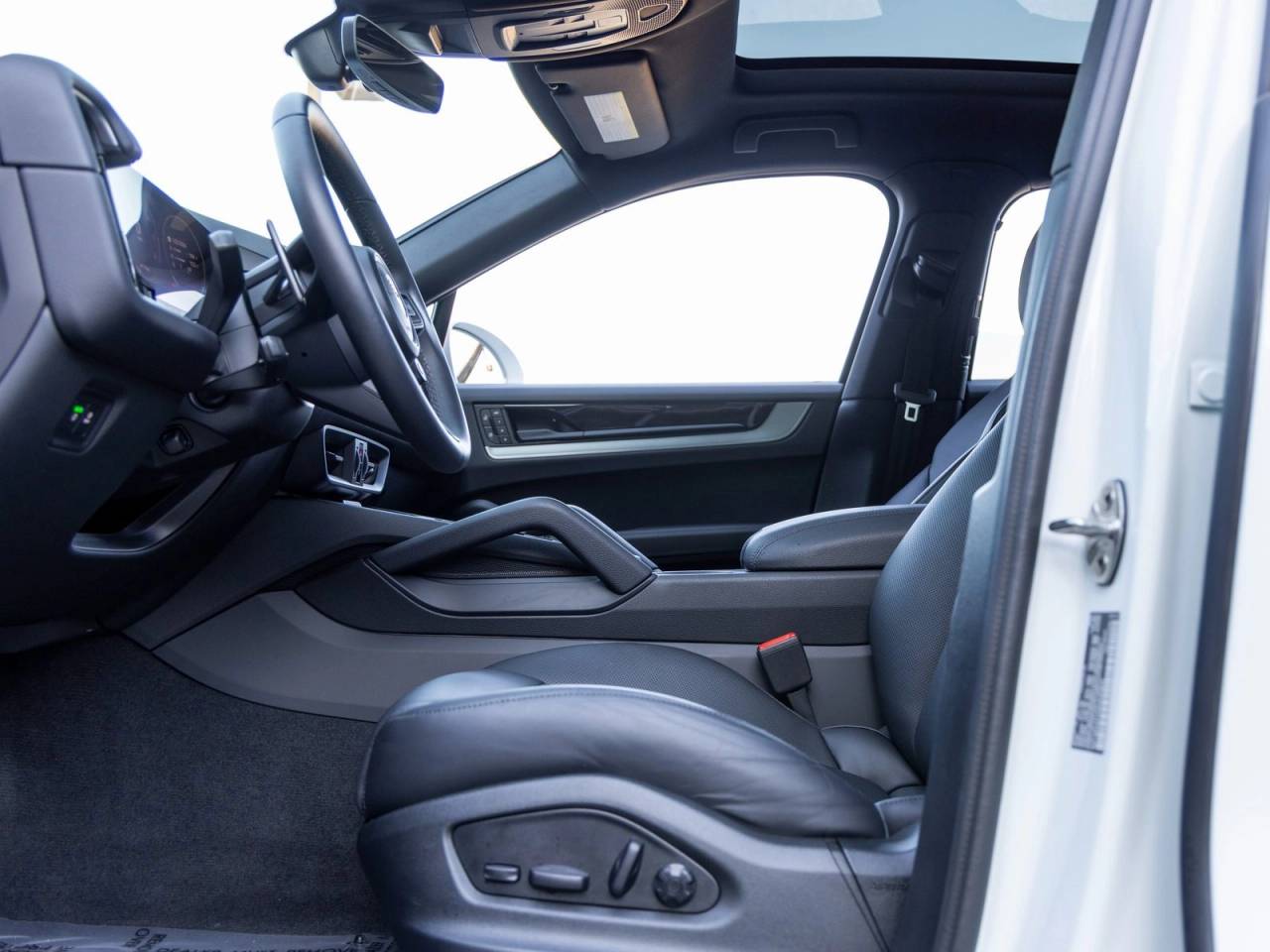 2025 Porsche Cayenne Cayenne Coupe