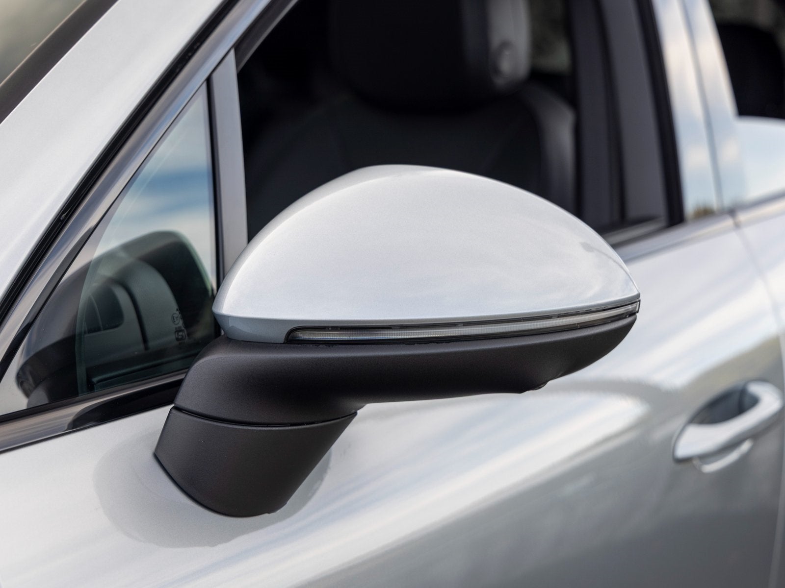 2026 Porsche Cayenne Coupe Base