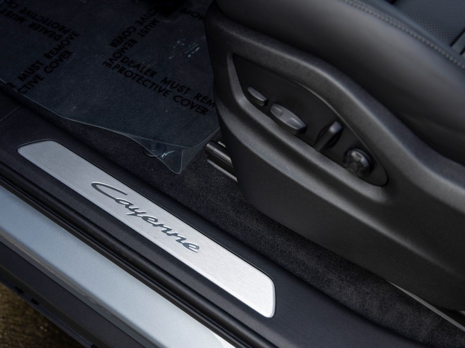 2026 Porsche Cayenne Coupe Base