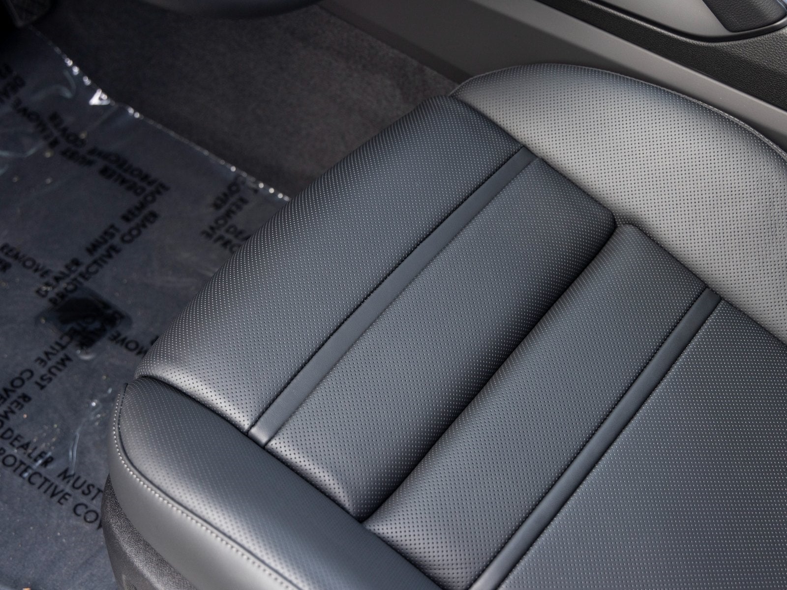 2026 Porsche Cayenne Coupe Base