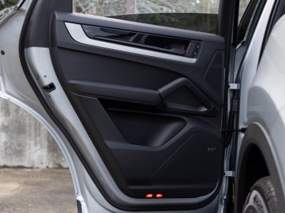 2026 Porsche Cayenne Coupe Base