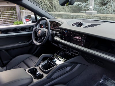 2026 Porsche Cayenne Coupe Base