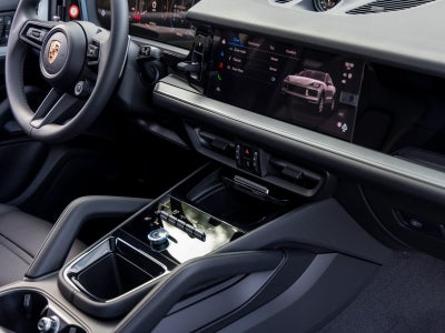 2026 Porsche Cayenne Coupe Base