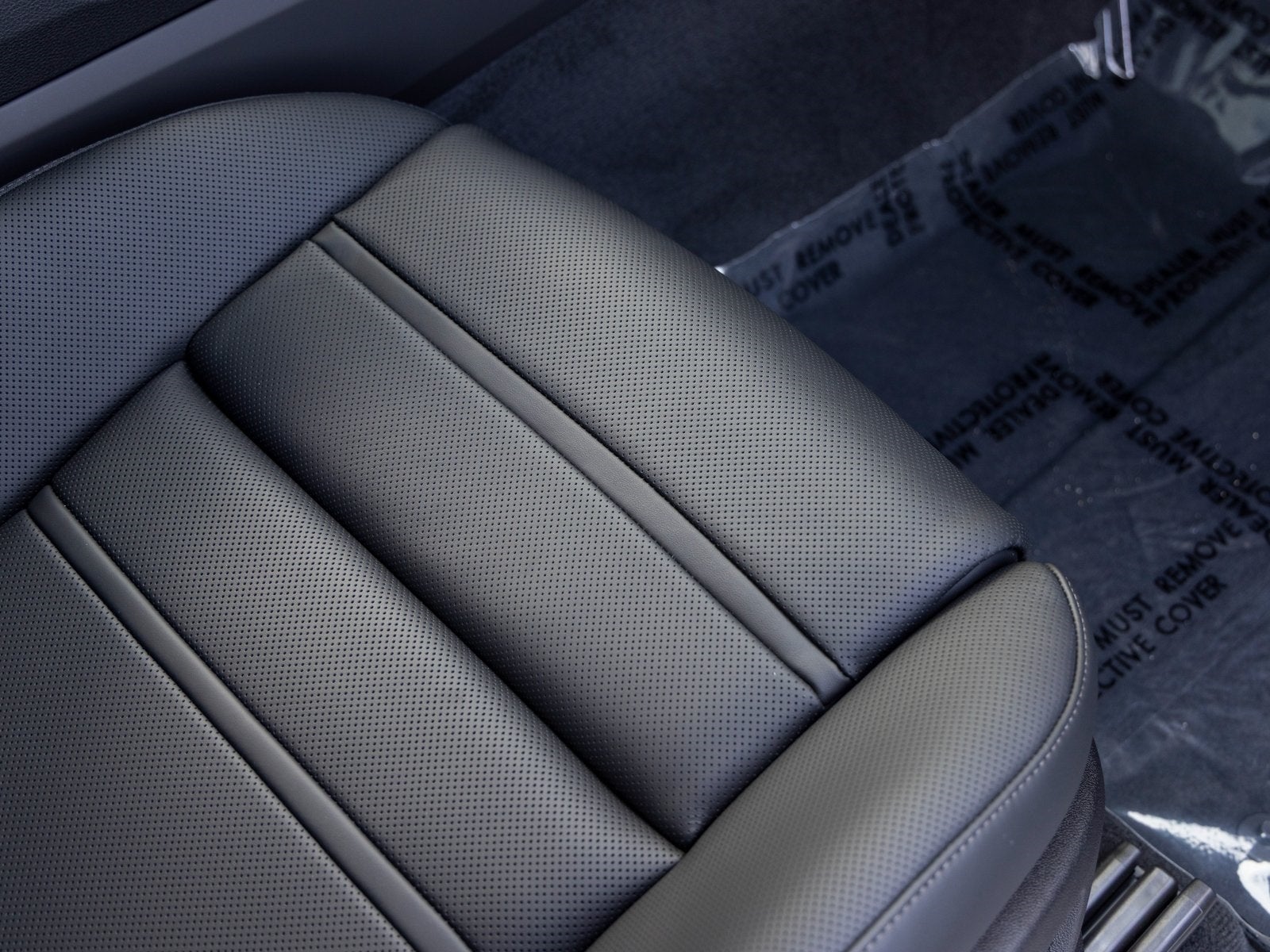 2026 Porsche Cayenne Coupe Base