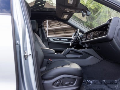 2026 Porsche Cayenne Coupe Base