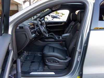 2026 Porsche Cayenne Coupe Base