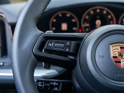 2026 Porsche Cayenne Coupe Base