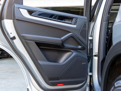 2026 Porsche Cayenne Coupe Base