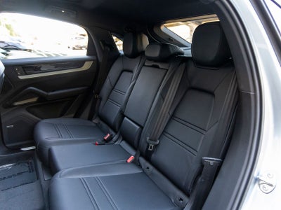 2026 Porsche Cayenne Coupe Base