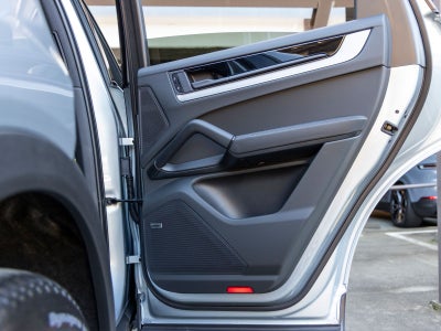 2026 Porsche Cayenne Coupe Base