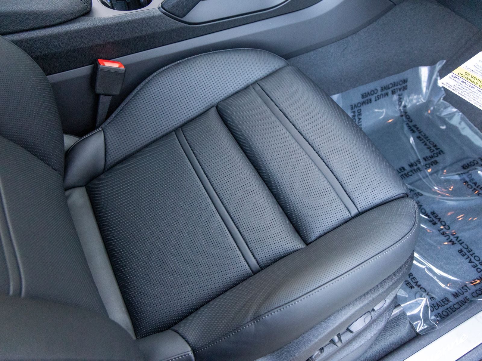 2026 Porsche Cayenne Coupe Base