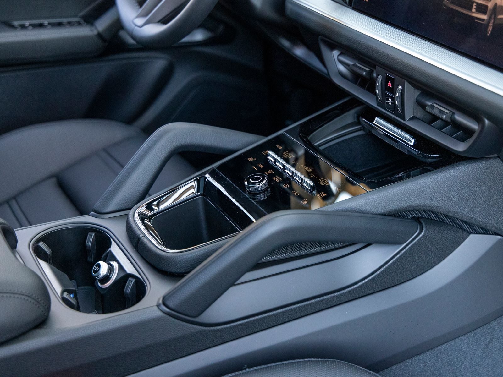 2026 Porsche Cayenne Coupe Base