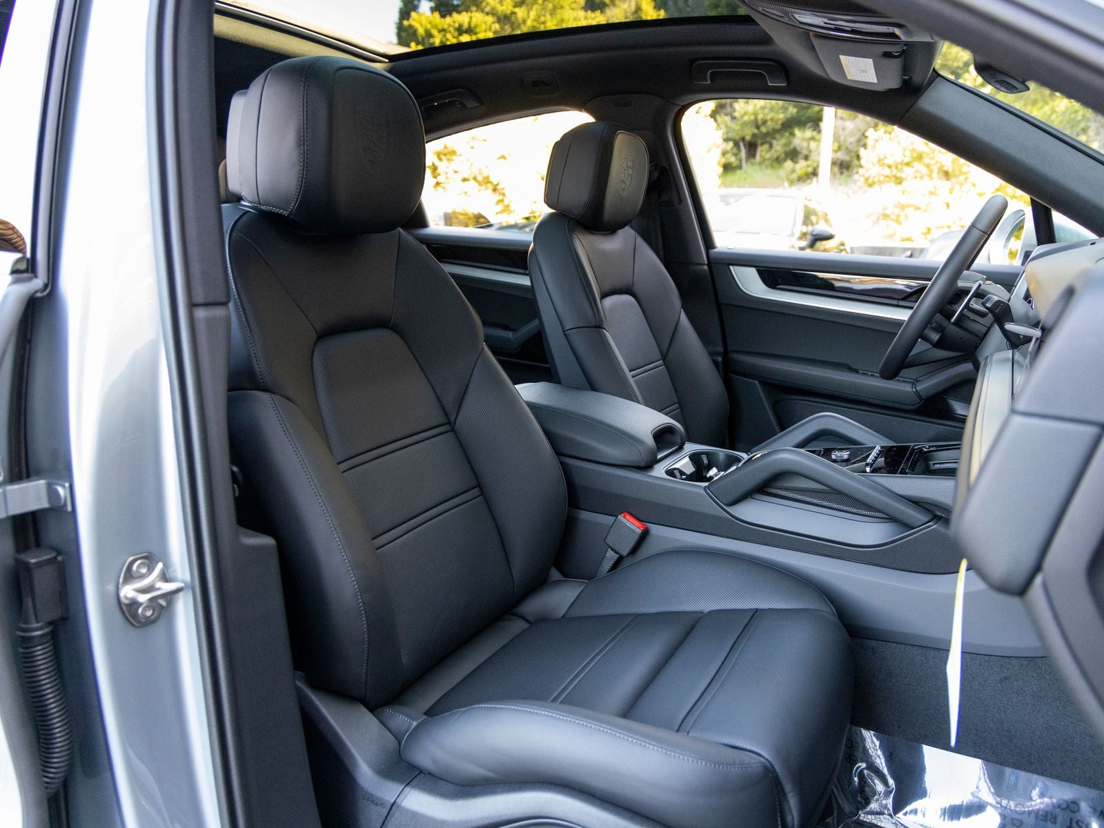 2026 Porsche Cayenne Coupe Base