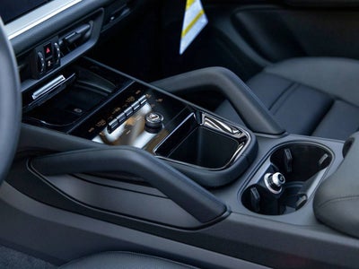 2026 Porsche Cayenne Cayenne Coupe