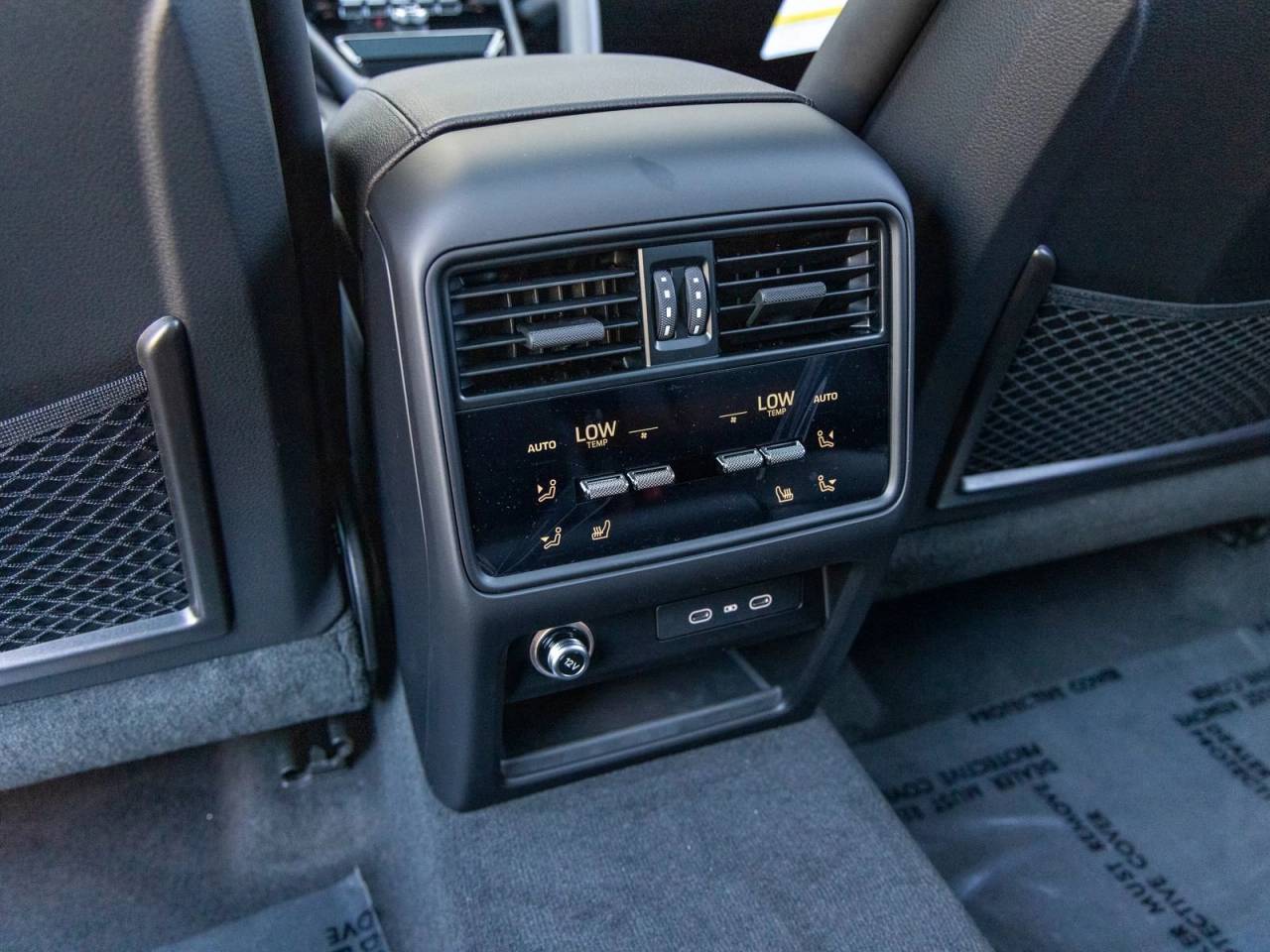 2026 Porsche Cayenne Cayenne Coupe