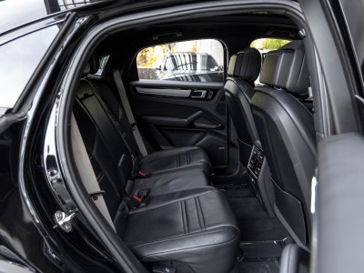 2022 Porsche Cayenne Coupe S