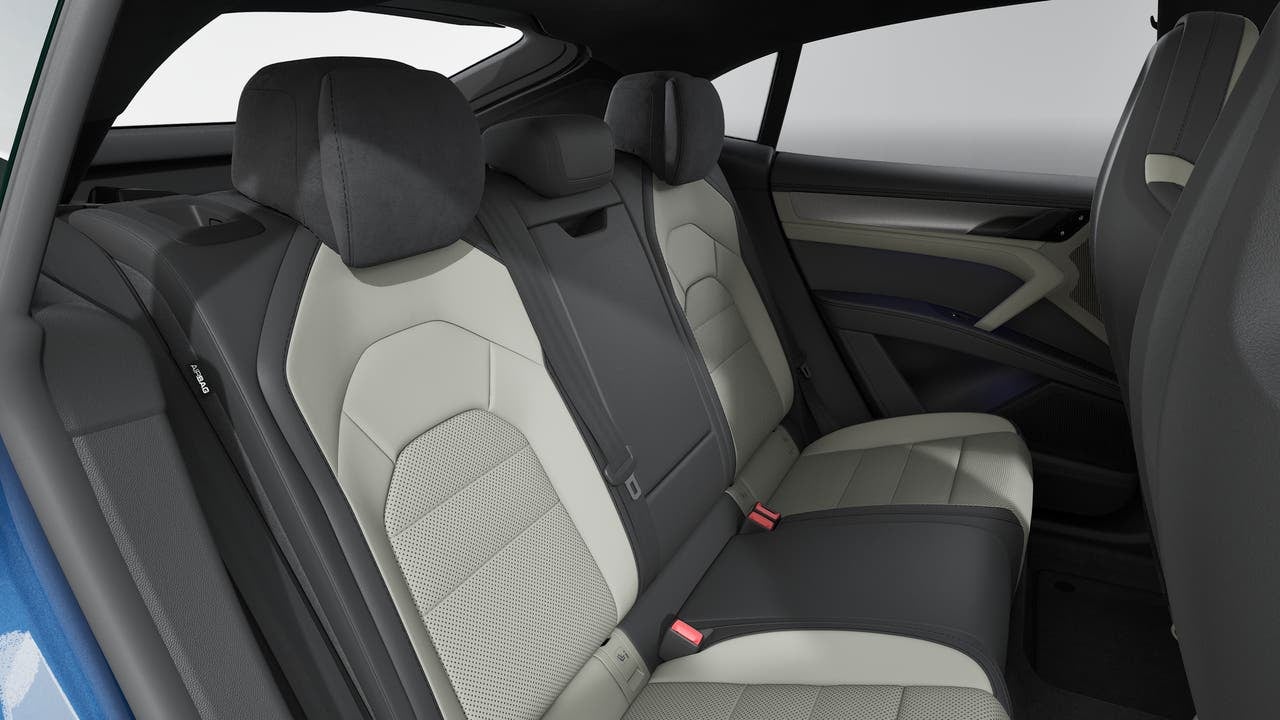 2026 Porsche Cayenne Cayenne Turbo Coupe Electric